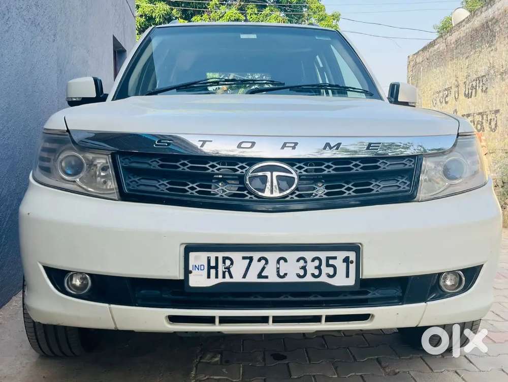 Tata Safari Storme 2017