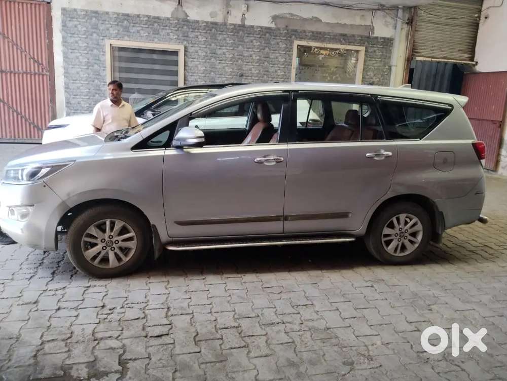 Toyota Innova Crysta 2017