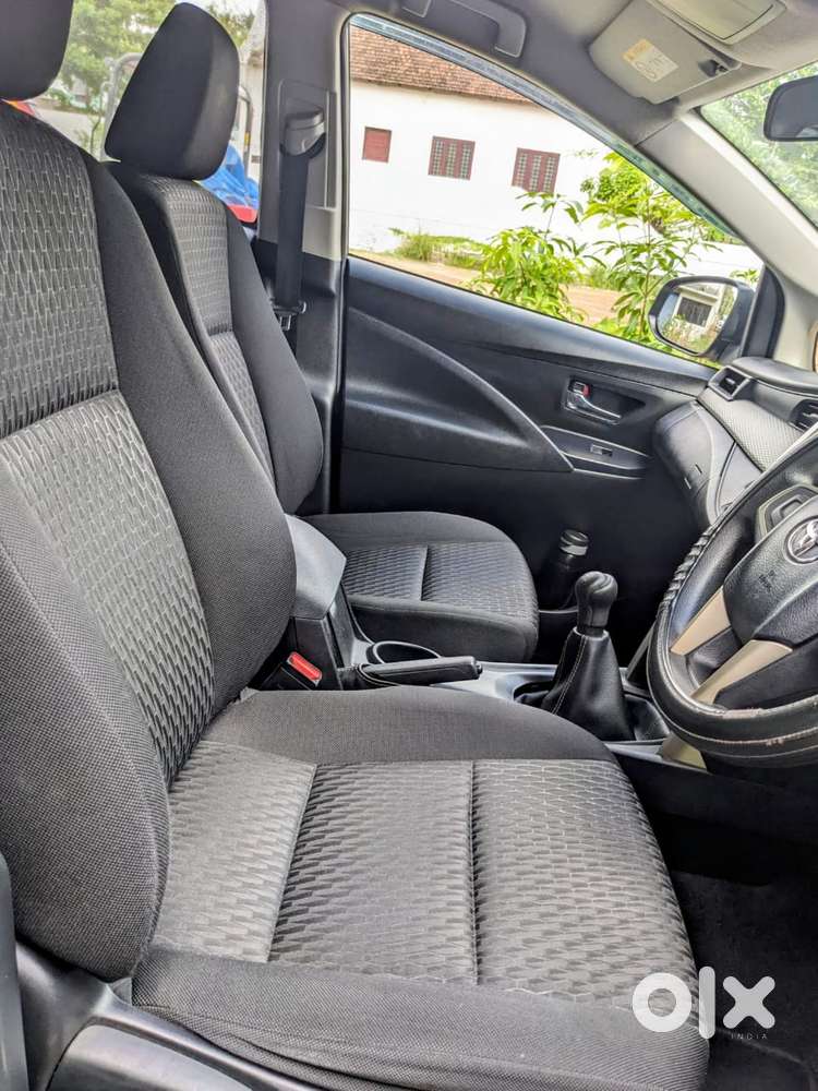 Toyota Innova Crysta 2.4 G Mt 8s, 2018, Diesel