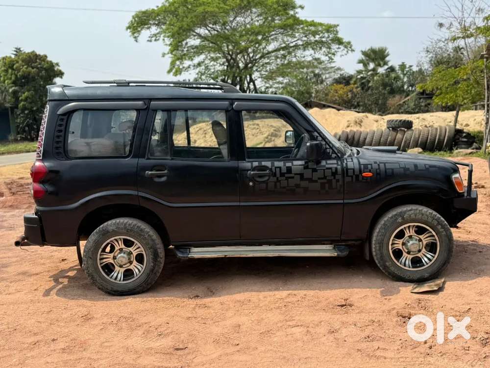 Mahindra Scorpio 2008 Diesel 130000 Km Driven