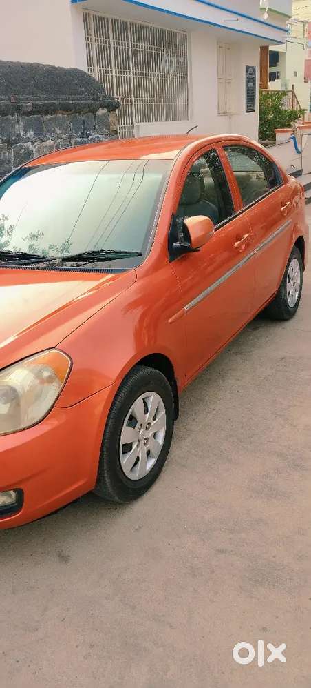 Hyundai Verna 2010 Petrol Vehicle