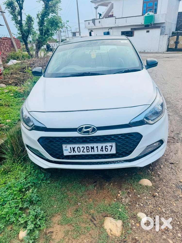 Hyundai New I20 2015 Petrol Well Maintained