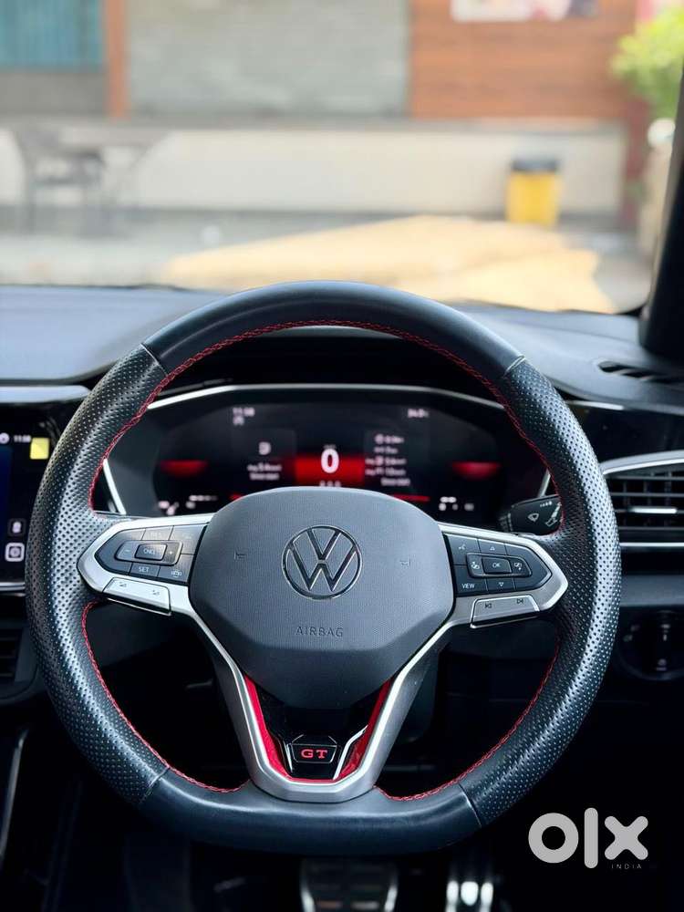 Volkswagen Taigun, 2025, Petrol