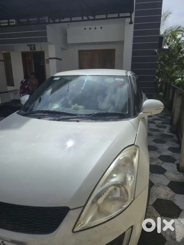 Maruti Suzuki Swift 2017 Petrol 65000 Km Driven