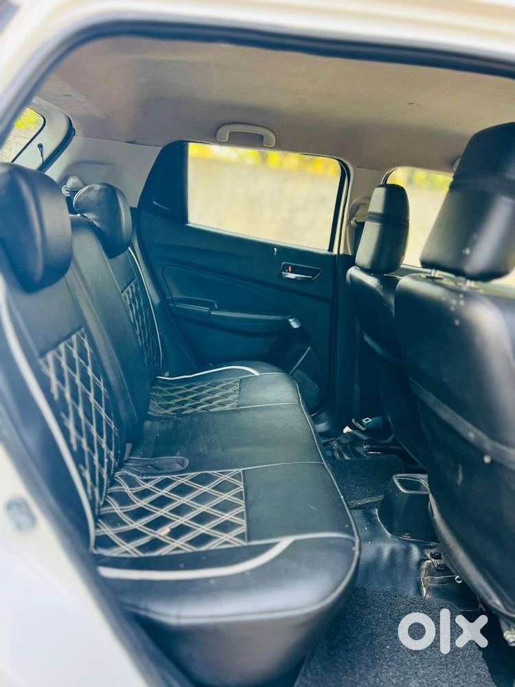 Maruti Suzuki Swift Vxi + Manual, 2022, Petrol
