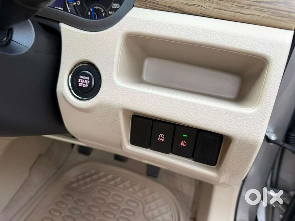 2020 Ciaz Aplha Petrol Smart Hybrid