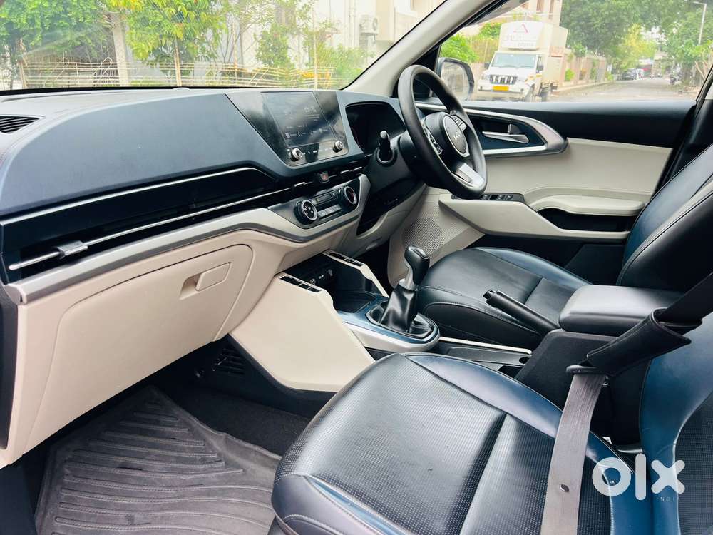 Kia Carens 1.4 Premium 7 Str, 2024, Petrol