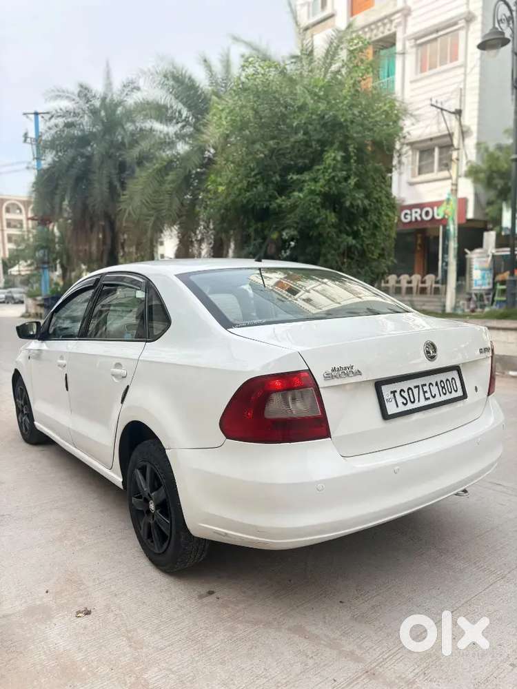 Skoda Rapid 1.6 2014 Diesel Manual