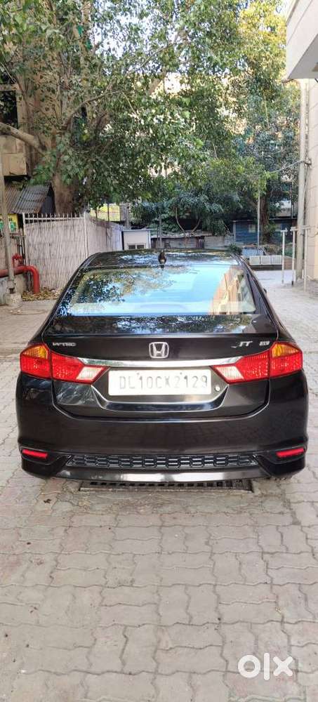 Honda City 1.5 V 4th Gen I-vtec Mt, 2017, Petrol