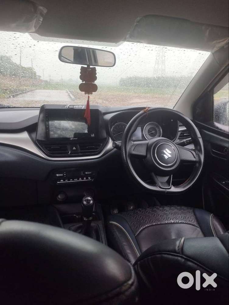 Zeniune Car Single Hand Two Key Available
