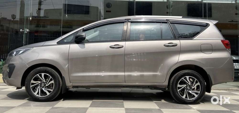 Toyota Innova Crysta 2.4 Gx Limited Edition At 8 Str, 2021, Diesel