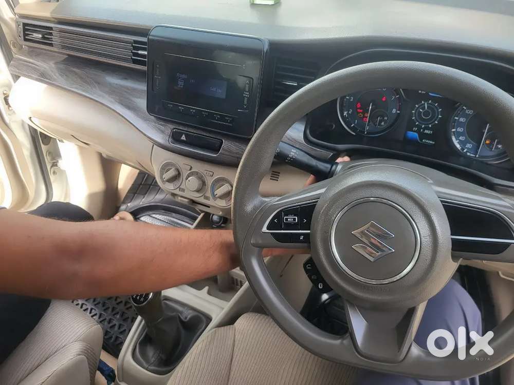 Maruti Suzuki Ertiga Vxi 2022