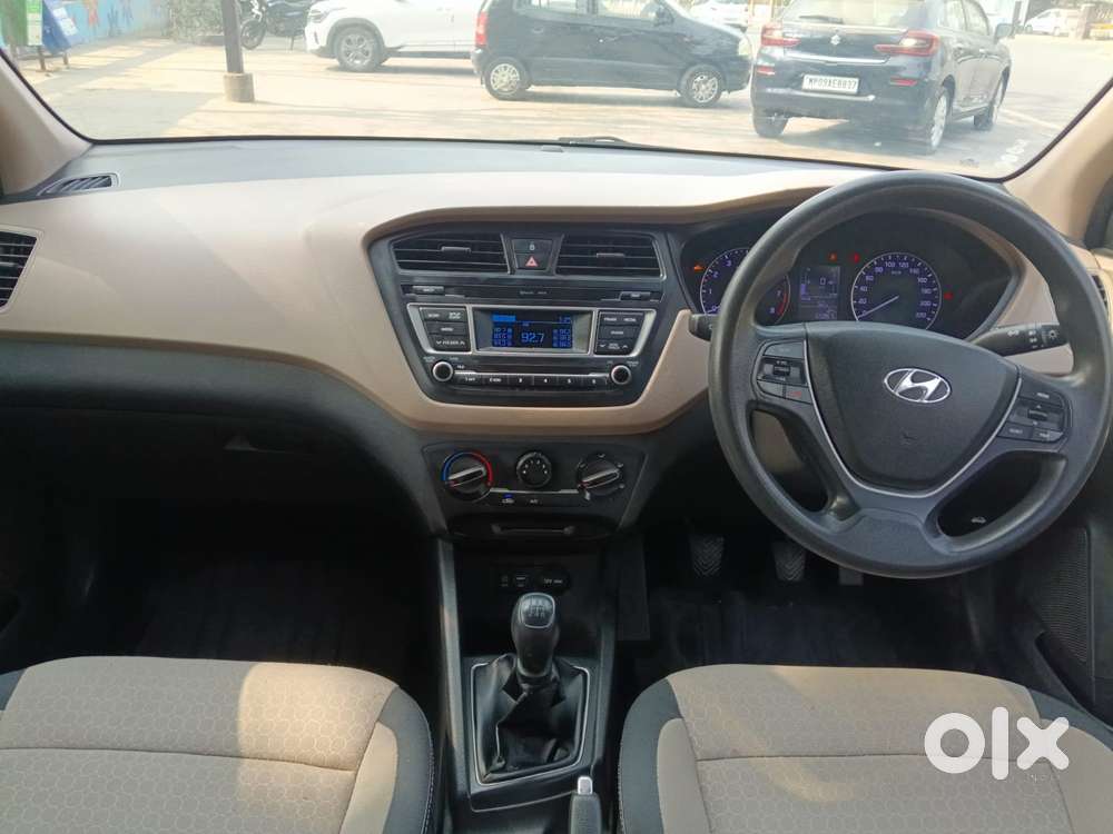 Hyundai I20 Petrol Cvt Magna Executive, 2015, Petrol