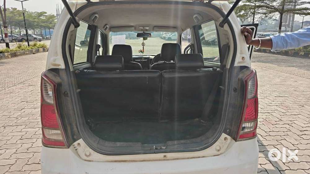 Maruti Suzuki Wagon R Vxi, 2017, Petrol