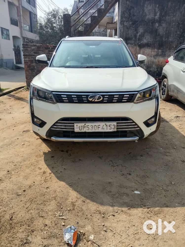 Mahindra Xuv300 W8(o) Less Driven Like New Condition
