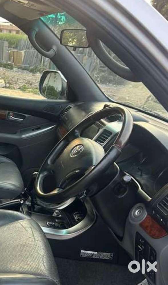 Toyota Land Cruiser Prado 2006 Model Car Available