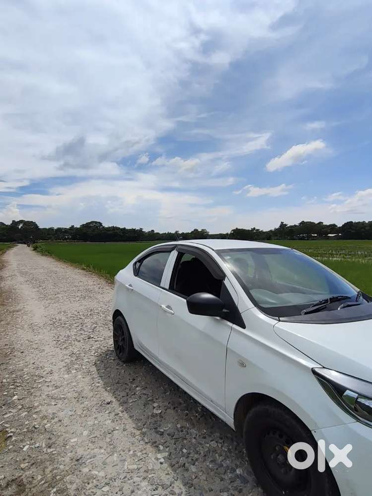 Urgent Sale A Tata Tigor For Money Problem