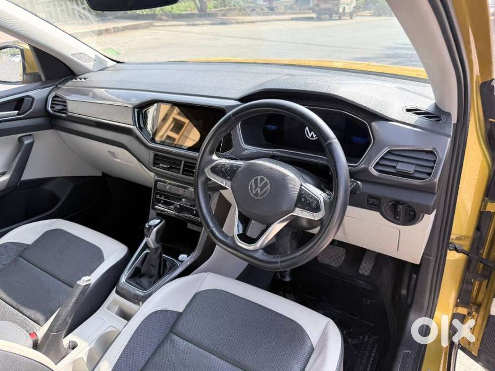 Volkswagen Taigun 1.0 Tsi Topline At, 2023, Petrol