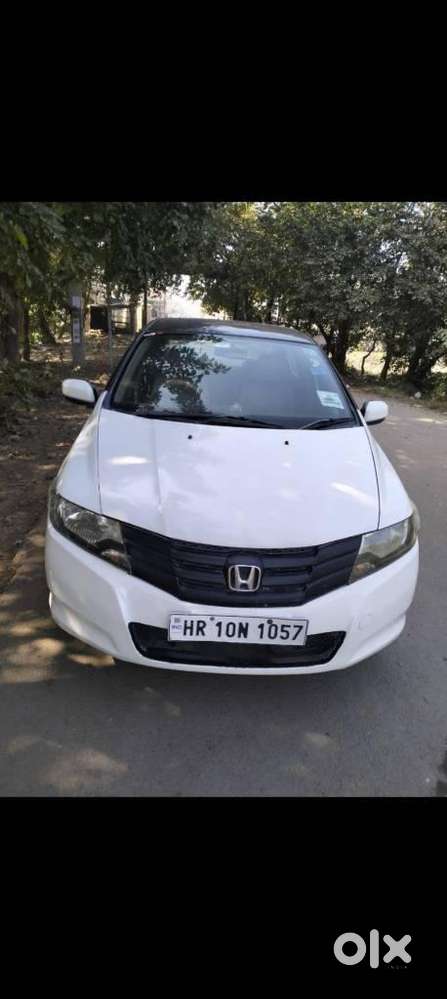 Honda City 2011-2013 E, 2009, Petrol