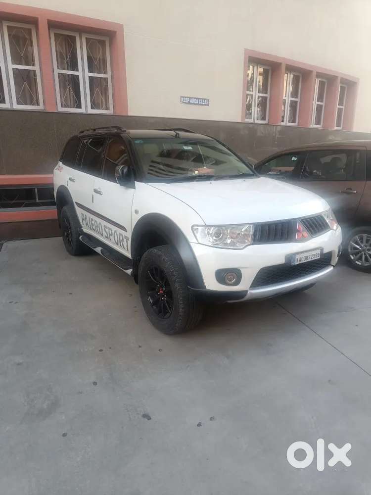 Mitsubishi Pajero Sport Diesel Select Plus 4x4