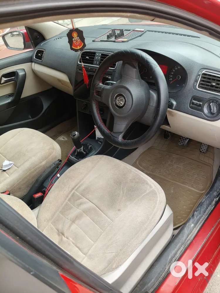 Volkswagen Polo 2011 Petrol 100000 Km Driven