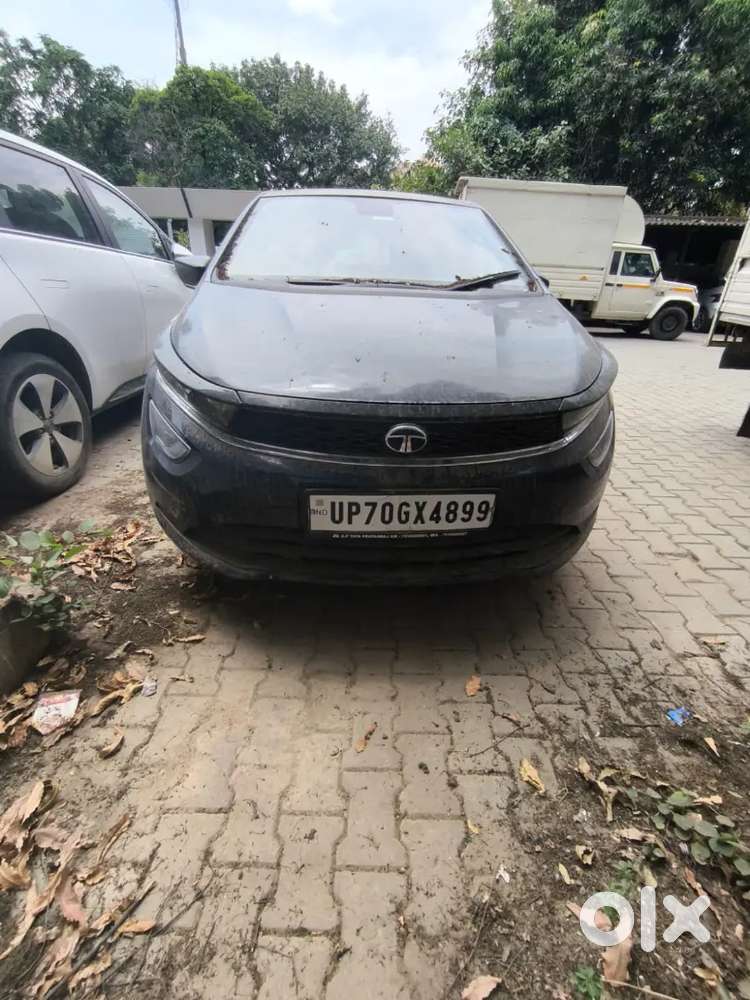 Tata Altroz Automatic 2024 Petrol 16512 Km Driven
