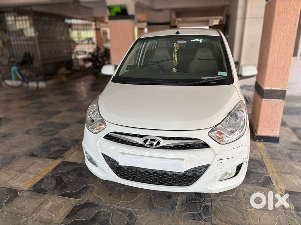 Hyundai I10 Sportz Petrol + Lpg Manual 2016
