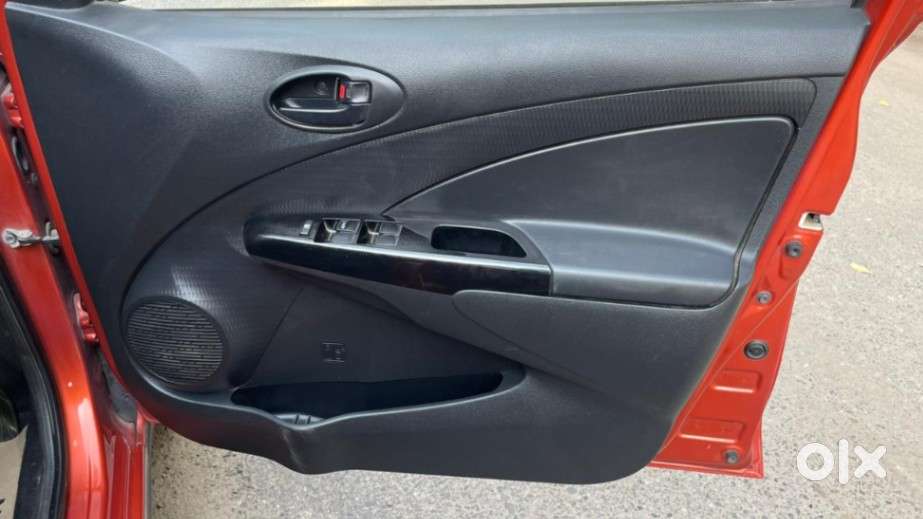 Toyota Etios Cross 1.2l G, 2017, Petrol