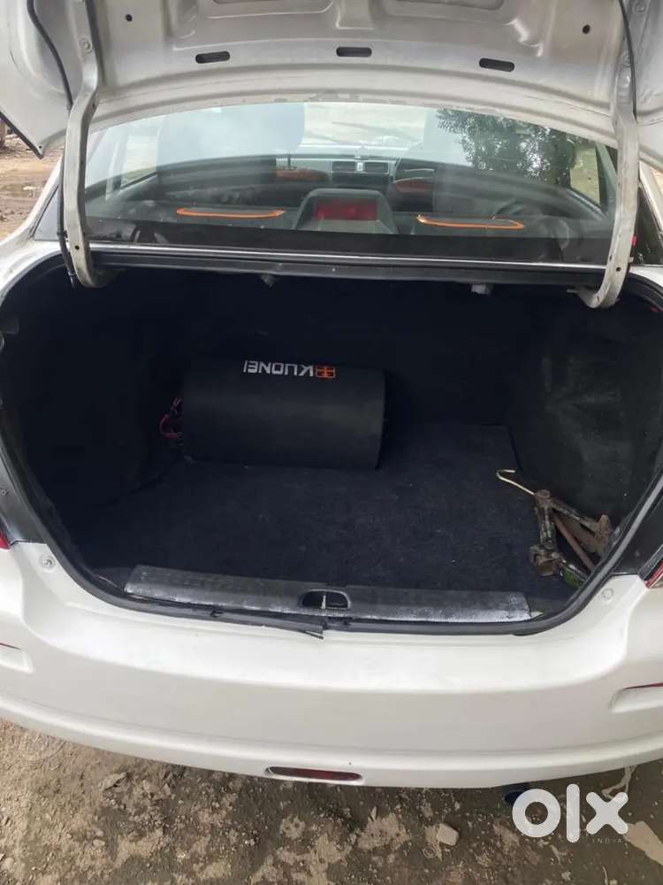 2010 Maruti Swift Dzire Zdi