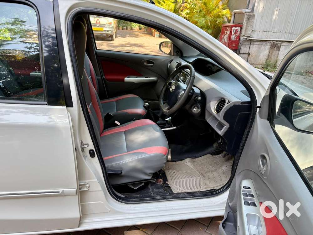 Toyota Etios 2010-2012 Vx, 2011, Petrol