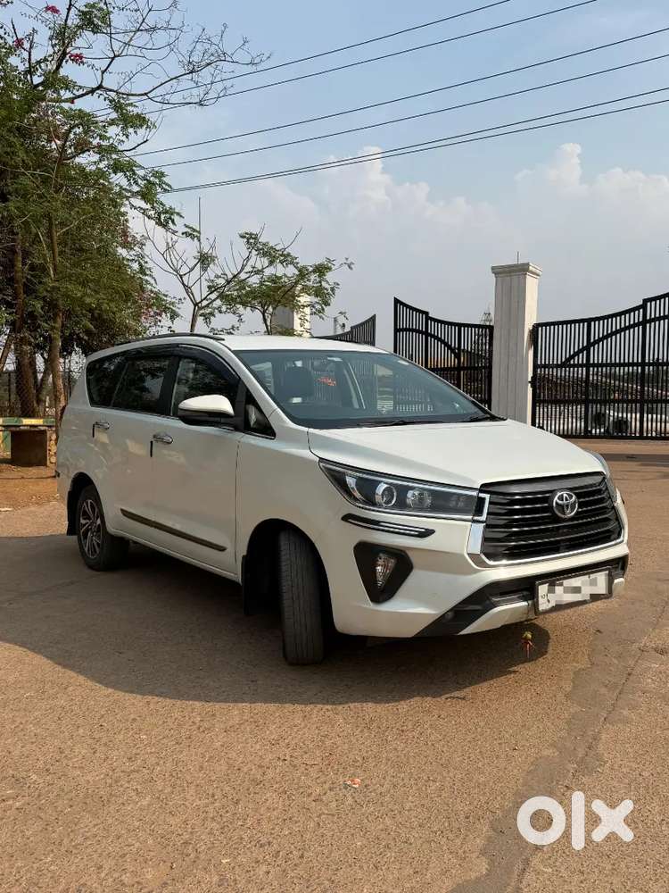 Toyota Innova Crysta 2021
