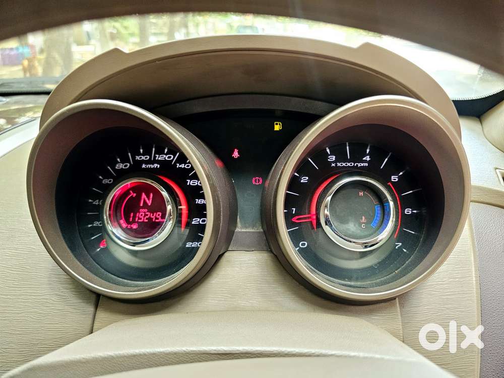 Mahindra Xuv500 2011-2015 W6 2wd, 2014, Diesel