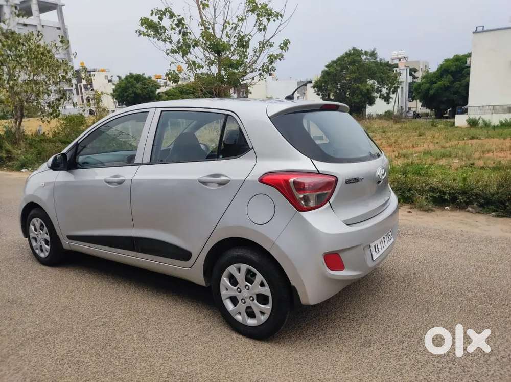 Hyundai Grand I10 2015 Petrol 85000 Km Driven