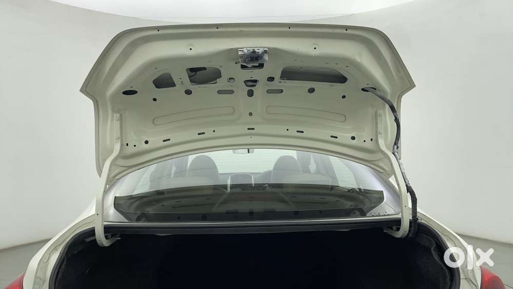 Nissan Sunny 2014-2020 1.5 Xv Cvt, 2017, Petrol