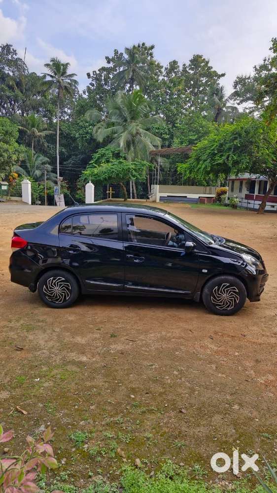 Honda Ameze,  Neat One