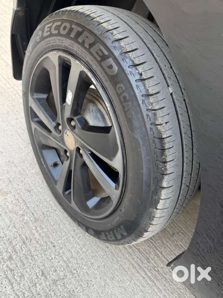 Tata Altroz Xz Plus (s), 2023, Petrol