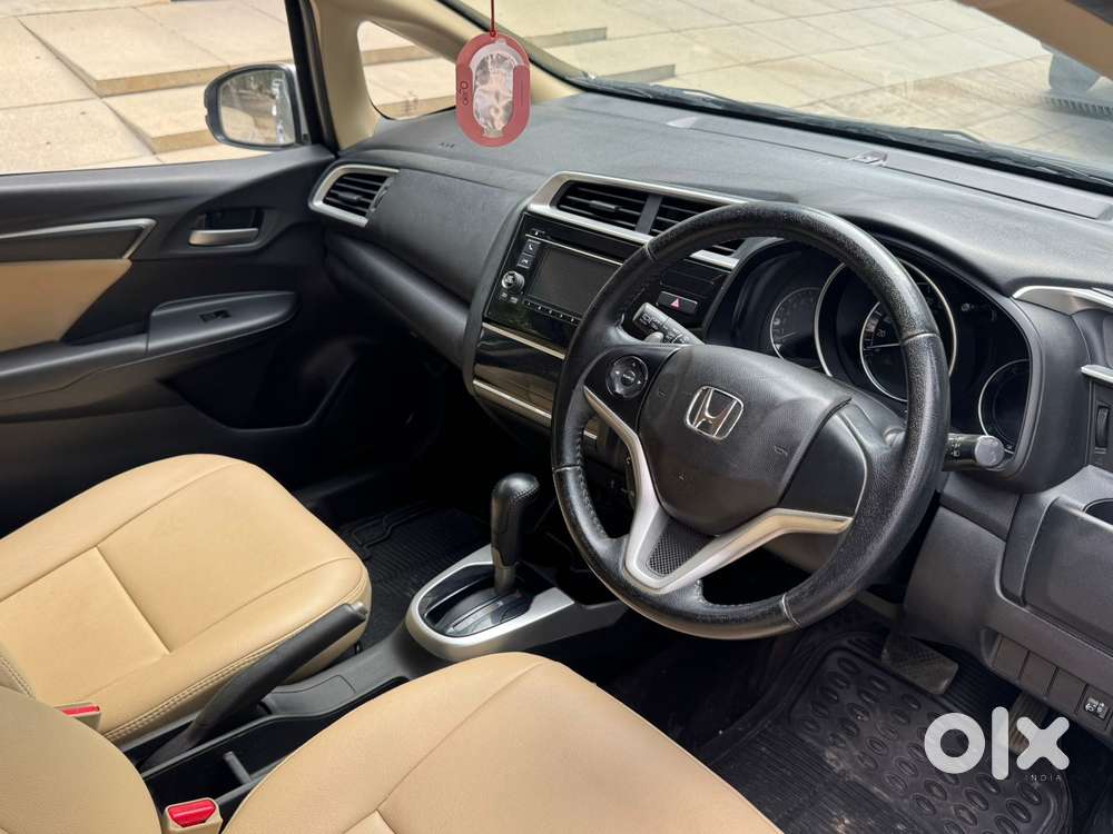 Honda Jazz V Cvt, 2017, Petrol