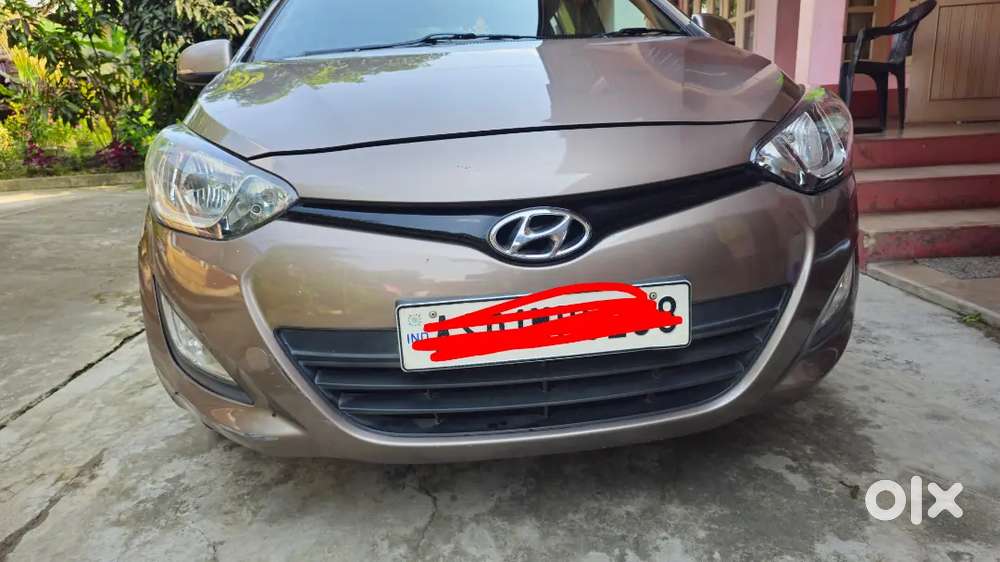 Well Maintained I20 Sports Model For Sell
