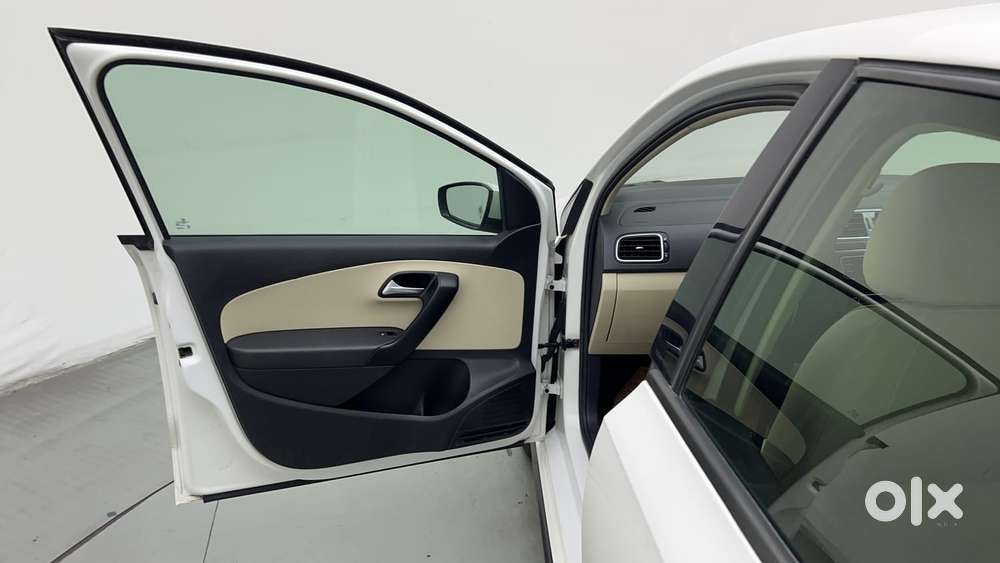 Volkswagen Vento Tsi, 2021, Petrol