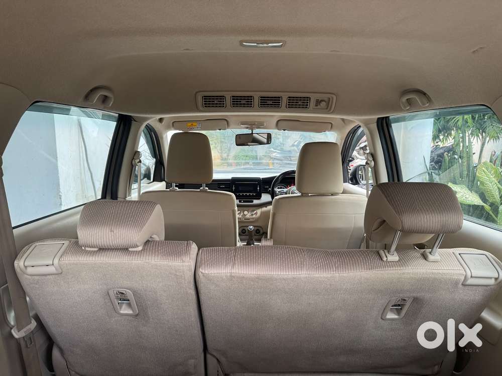 Maruti Suzuki Ertiga Vxi Cng, 2022, Cng & Hybrids