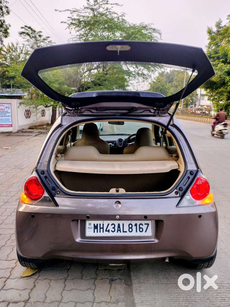 Honda Brio 2011-2013 V Mt, 2012, Petrol