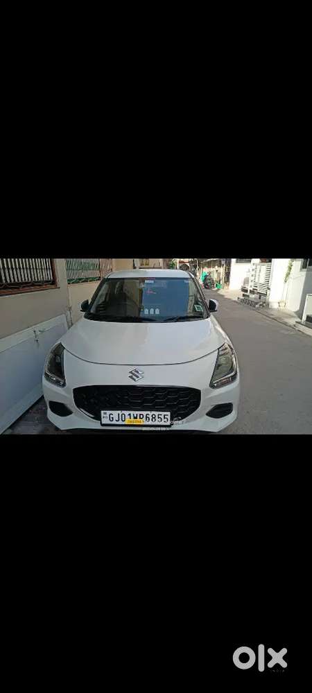Maruti Suzuki New-gen Swift 2024 Petrol 4500 Km Driven