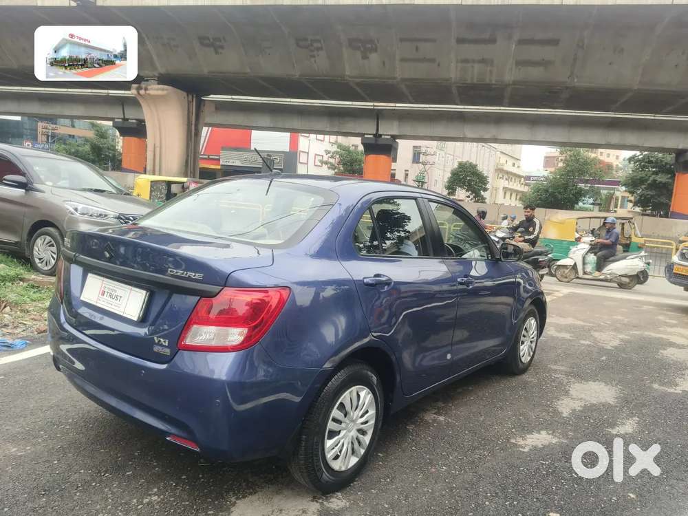 Maruti Suzuki Swift Dzire Amt Vxi, 2017, Petrol