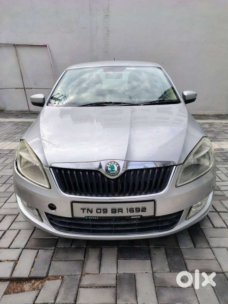 Skoda Rapid 1.6 Elegance Tdi At, 2012, Diesel