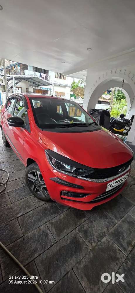 Tata Tiago Revotron 1921xza Amt Petrol Full Option