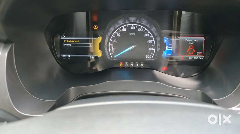 Ford Endeavour 3.2 Titanium