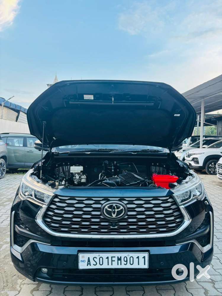Toyota Innova Hycross 2.0 Zx (o) Hybrid 7 Str, 2023, Petrol