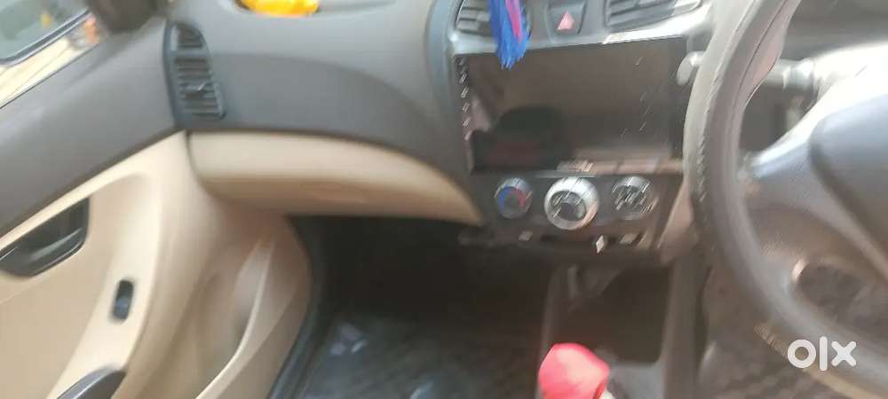 Hyundai Eon Magna 2015 Petrol Manual Argent Sell