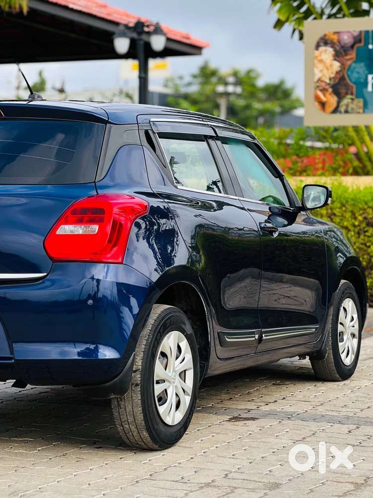 Maruti Suzuki Swift Vvt Vxi, 2021, Petrol