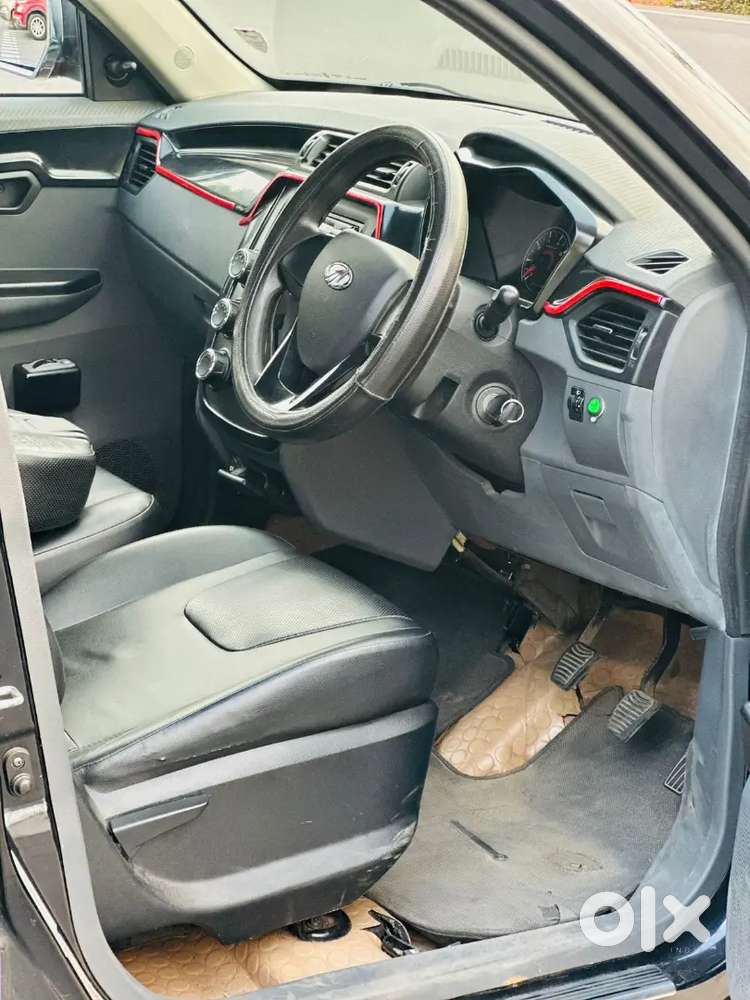 Mahindra Kuv 100 2017